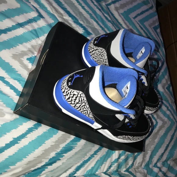 Jordan Shoes - 4 blue 3’s
